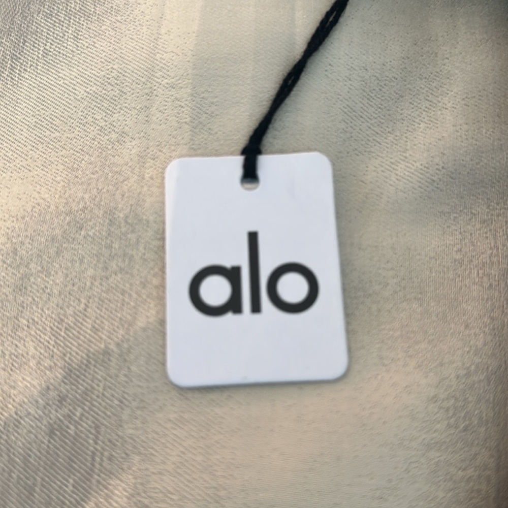 ALO = Air, Land & Ocean.   Carry-it-all Tie Dye Shopper - Picture 3 of 8